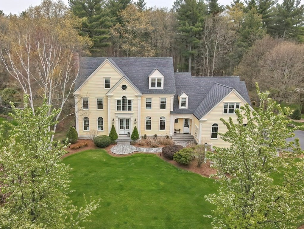 19 Elizabeth Road Hopkinton, MA 01748 - Photo 1 of 42 Gallery Image 1
