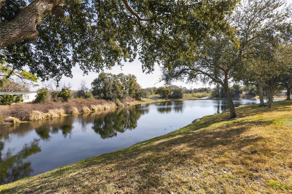 216 Lamonte Pointe Circle DeBary, FL 32713 - Photo 37 of 41