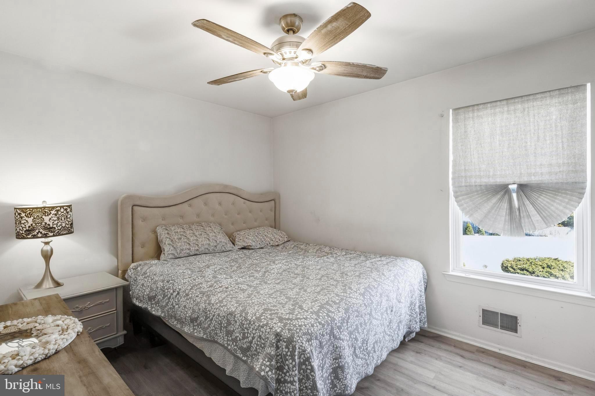 147 Locust Street Tuckerton, NJ 08087 - Photo 25 of 37