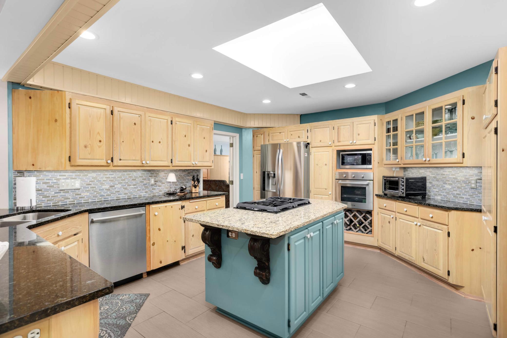 2194 Charlton Road Sunfish Lake, MN 55118 - Photo 25 of 56