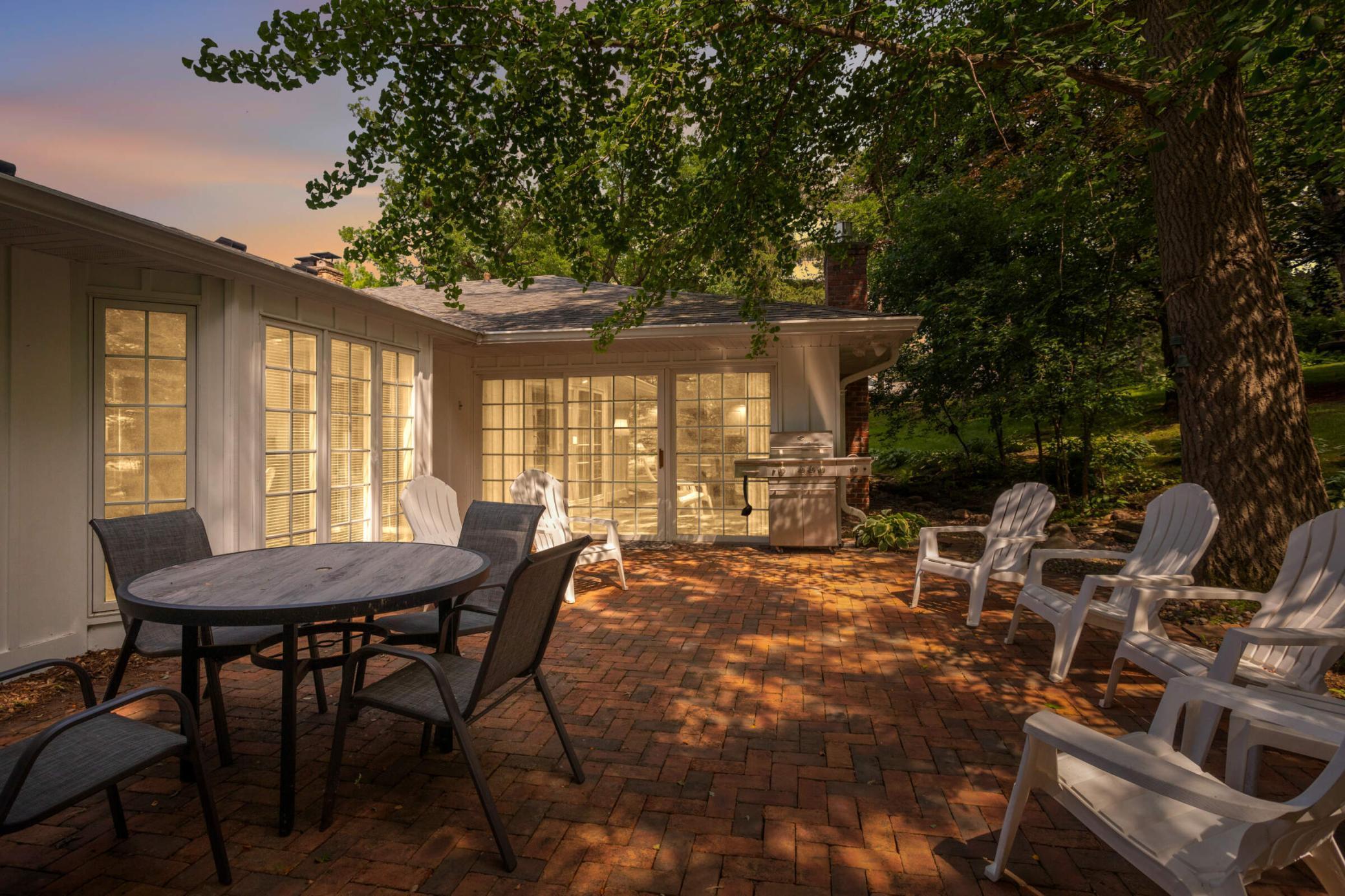 2194 Charlton Road Sunfish Lake, MN 55118 - Photo 3 of 56