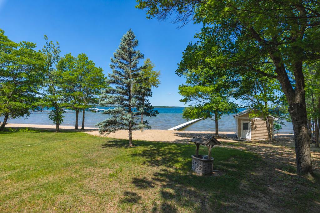 27095 Pelican Lake Road Merrifield, MN 56465 - Photo 21 of 33