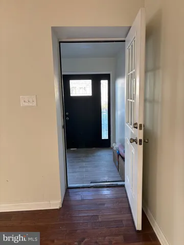 $350,000 | 402 Colwyn Avenue, Darby, PA 19023