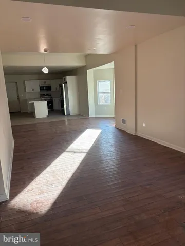 $350,000 | 402 Colwyn Avenue, Darby, PA 19023