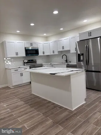$335,000 | 402 Colwyn Avenue, Darby, PA 19023