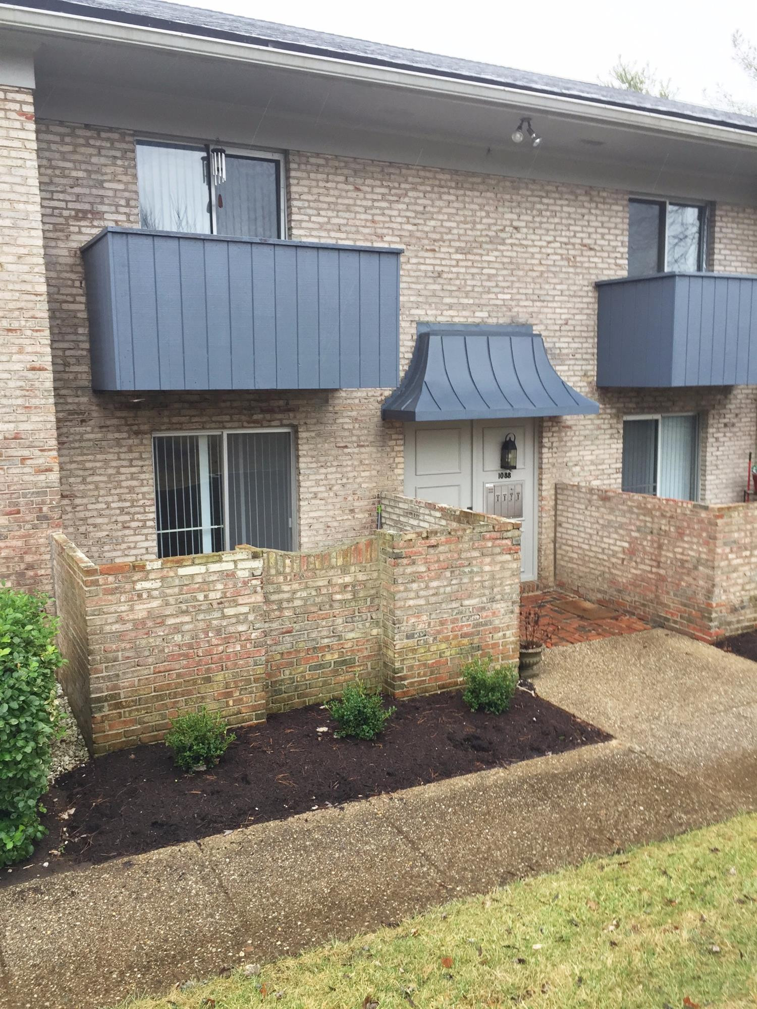 1088 Armstrong Mill Road, Unit A Lexington, KY 40517 - Photo 2 of 12 Photo 2