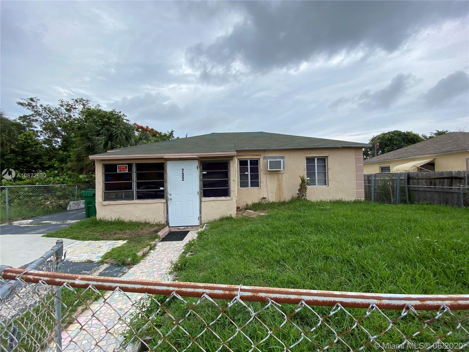 732 West 3rd Street Riviera Beach, FL 33404 - Photo 1 of 10