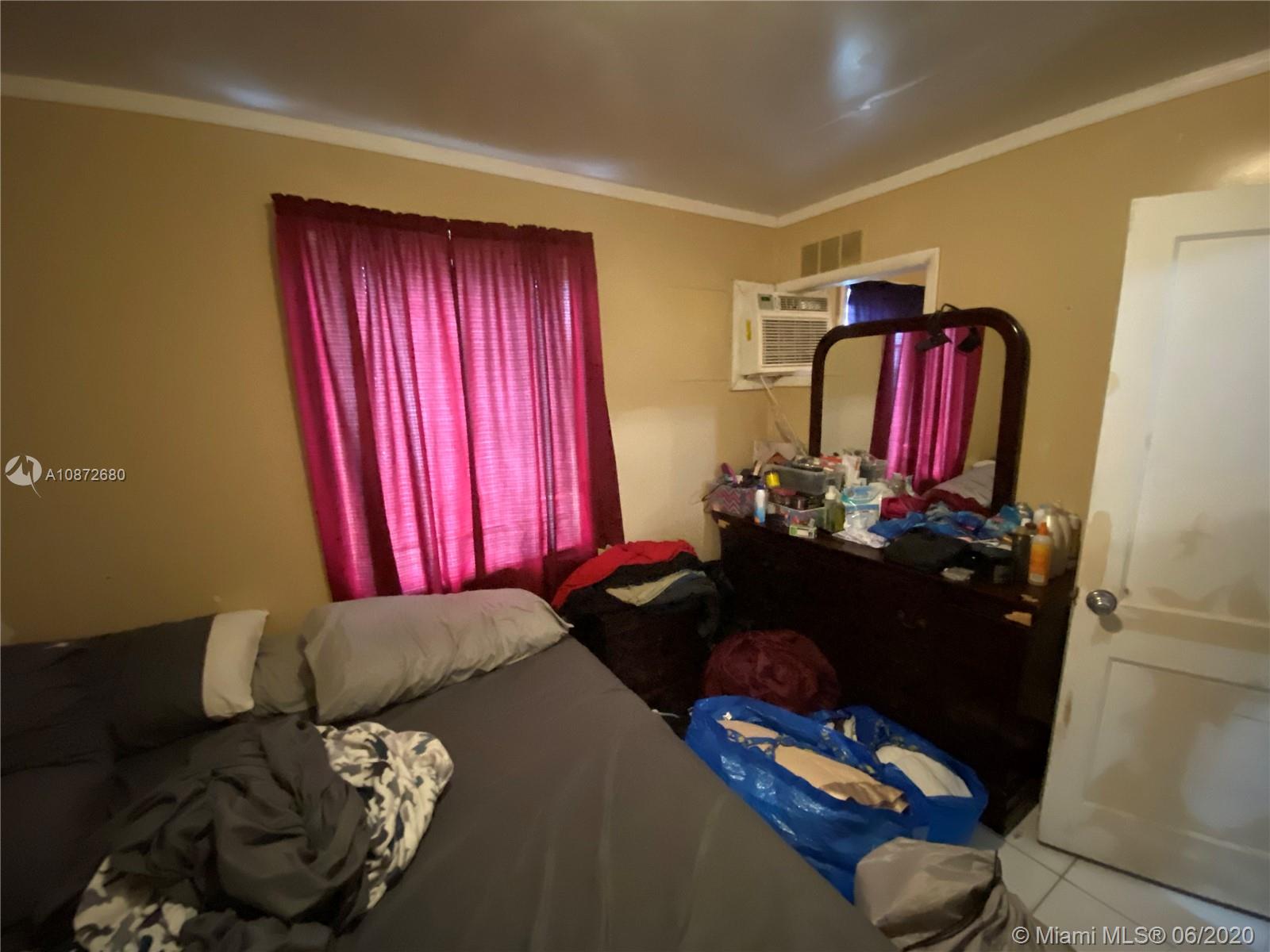 732 West 3rd Street Riviera Beach, FL 33404 - Photo 7 of 10