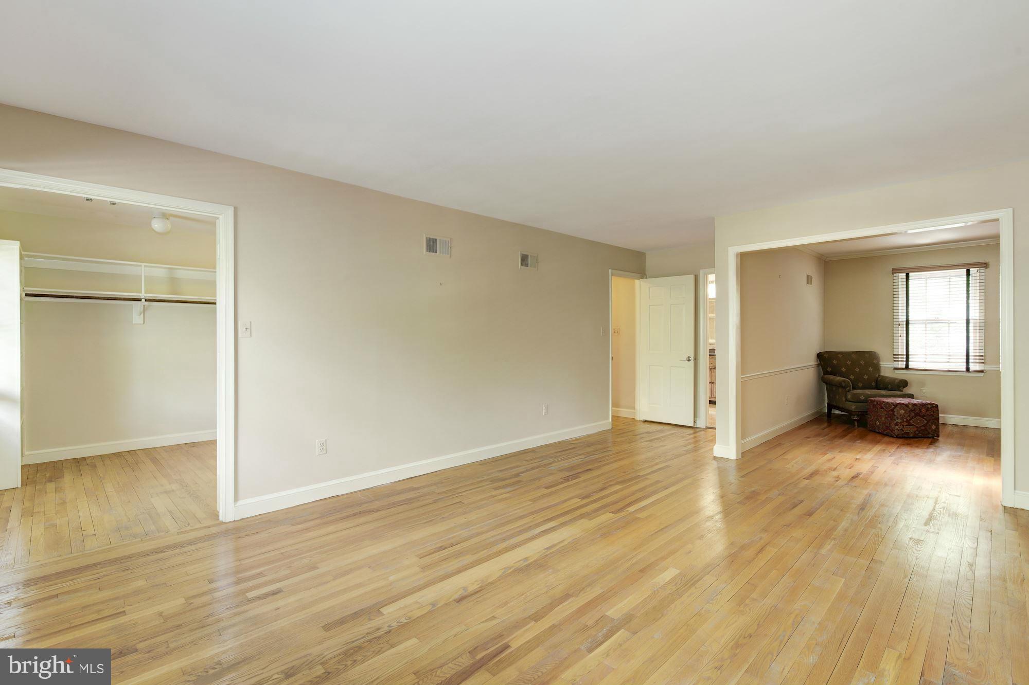 4081 Ridgeview Circle McLean, VA 22101 - Photo 15 of 30 Bedroom (Master)