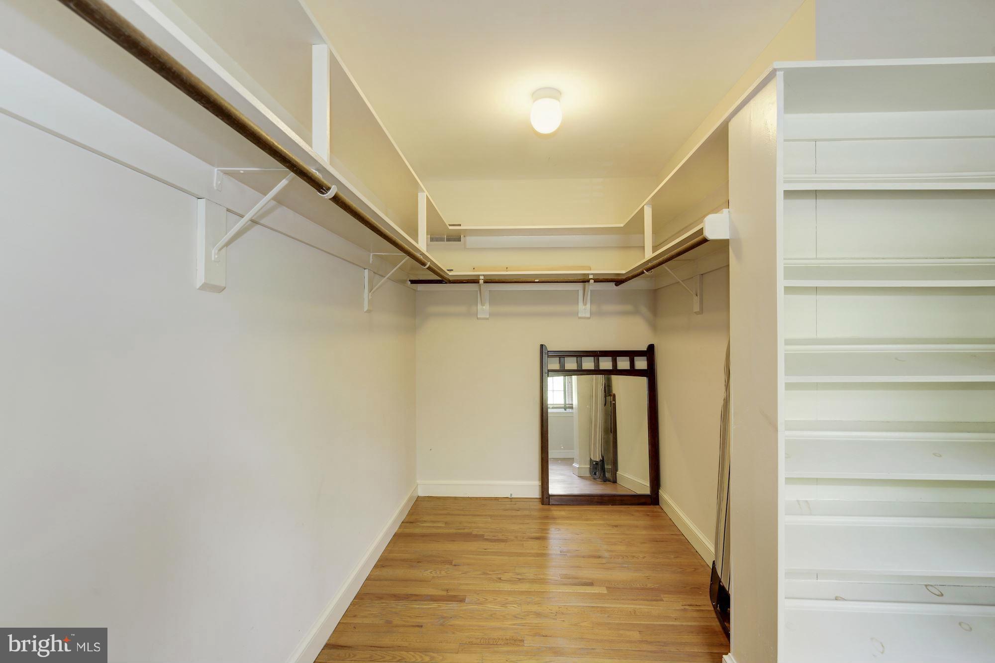 4081 Ridgeview Circle McLean, VA 22101 - Photo 17 of 30 Bedroom (Master)