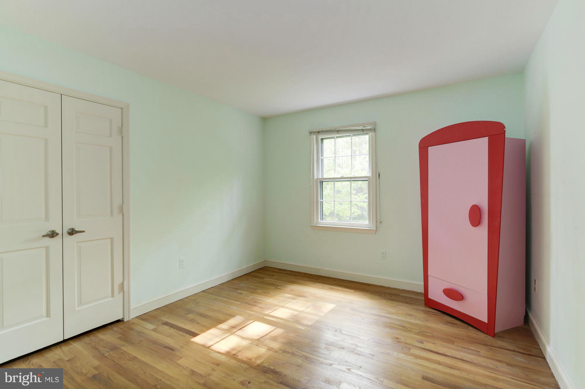 4081 Ridgeview Circle McLean, VA 22101 - Photo 21 of 30 Bedroom