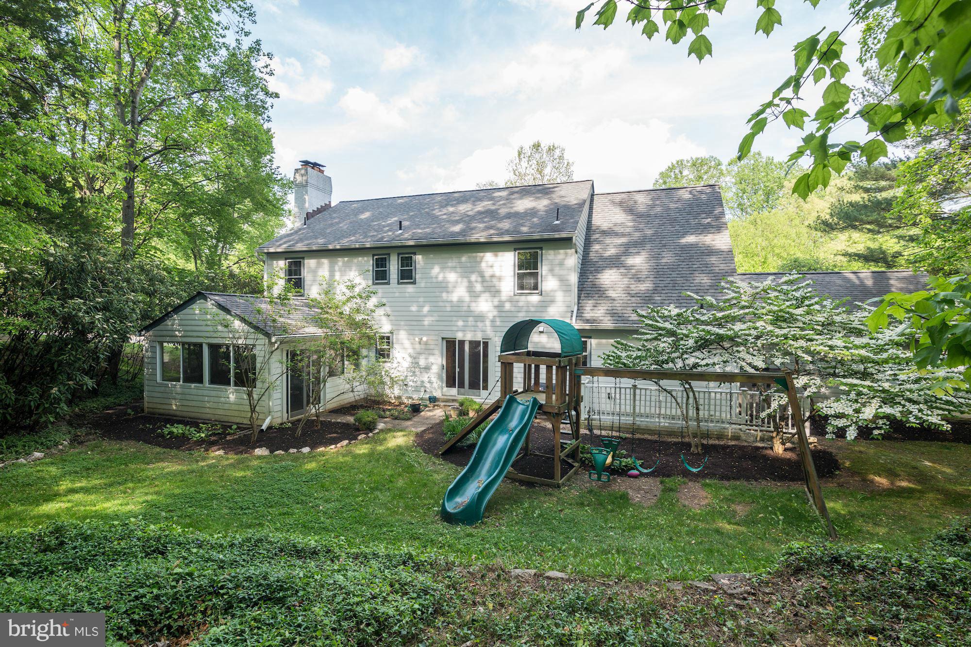 4081 Ridgeview Circle McLean, VA 22101 - Photo 30 of 30 Exterior (Rear)