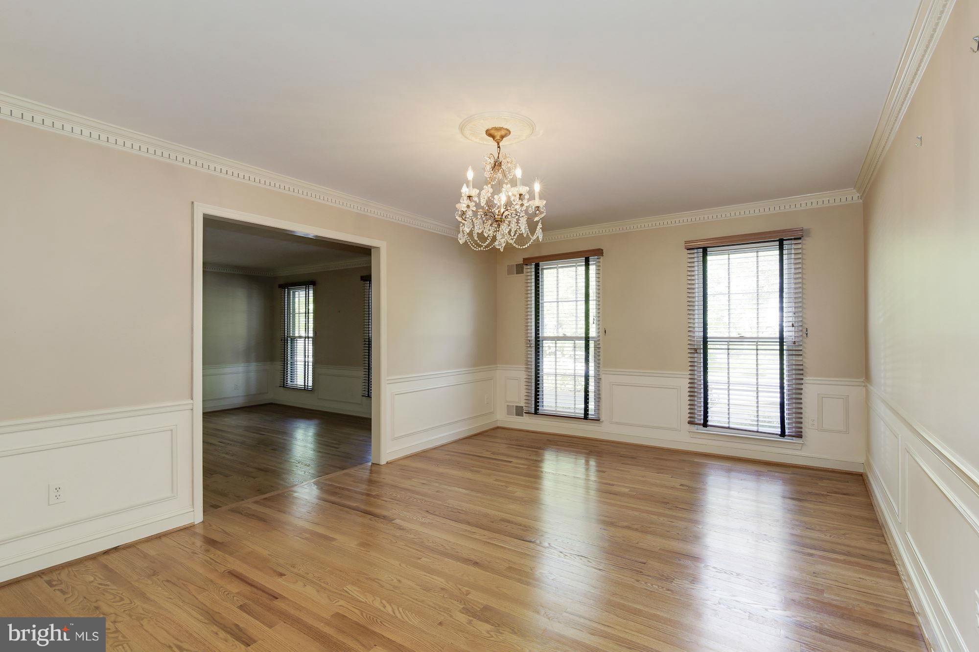 4081 Ridgeview Circle McLean, VA 22101 - Photo 5 of 30 Dining Room
