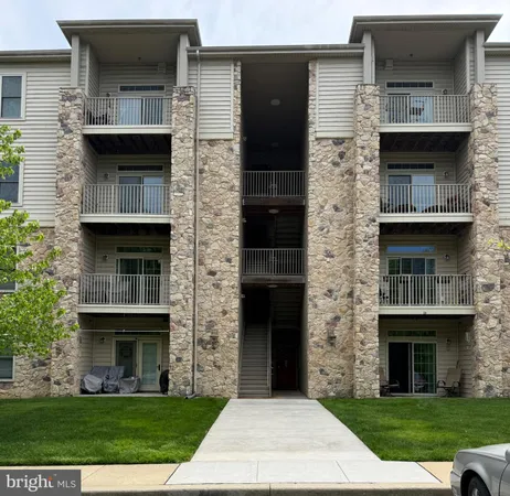 $245,000 | 1000 Fountainview Circle, Unit 1301, Newark, DE 19713