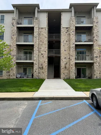 $245,000 | 1000 Fountainview Circle, Unit 1301, Newark, DE 19713