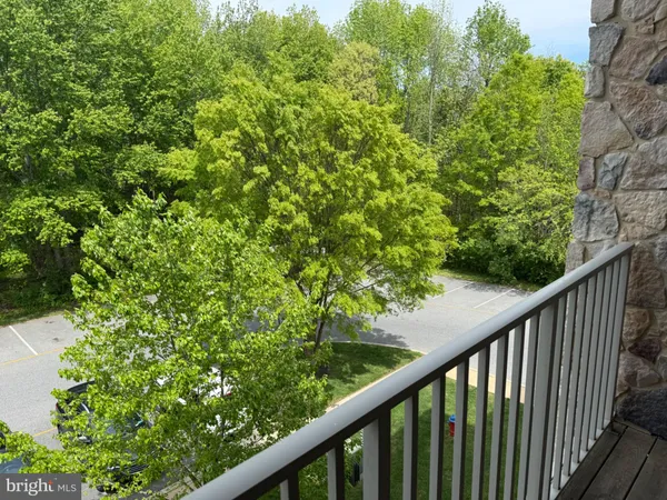 $245,000 | 1000 Fountainview Circle, Unit 1301, Newark, DE 19713