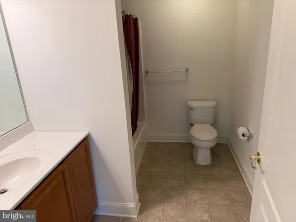 $245,000 | 1000 Fountainview Circle, Unit 1301, Newark, DE 19713