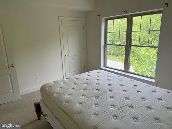 $245,000 | 1000 Fountainview Circle, Unit 1301, Newark, DE 19713