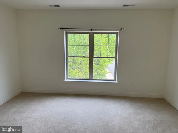 $245,000 | 1000 Fountainview Circle, Unit 1301, Newark, DE 19713