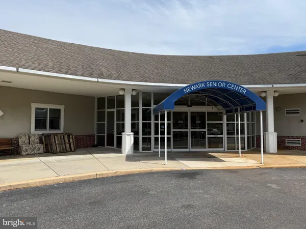 $245,000 | 1000 Fountainview Circle, Unit 1301, Newark, DE 19713