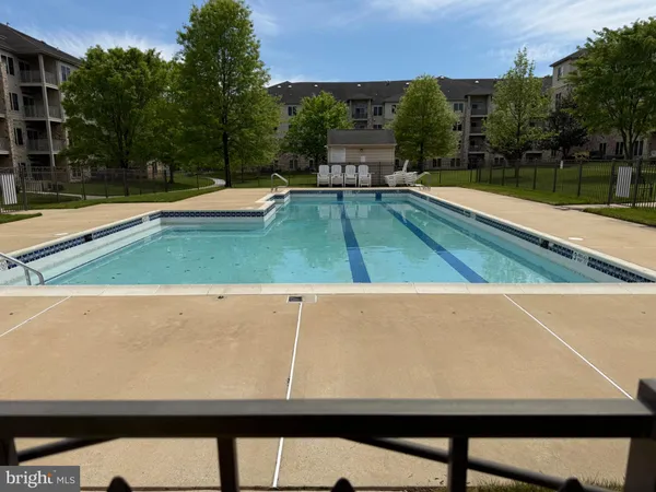 $245,000 | 1000 Fountainview Circle, Unit 1301, Newark, DE 19713
