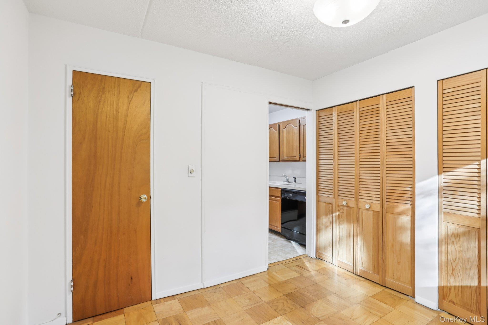 108 Sagamore Road, Unit 3E Tuckahoe, NY 10707 - Photo 13 of 30 a view of a livingroom with a fireplace