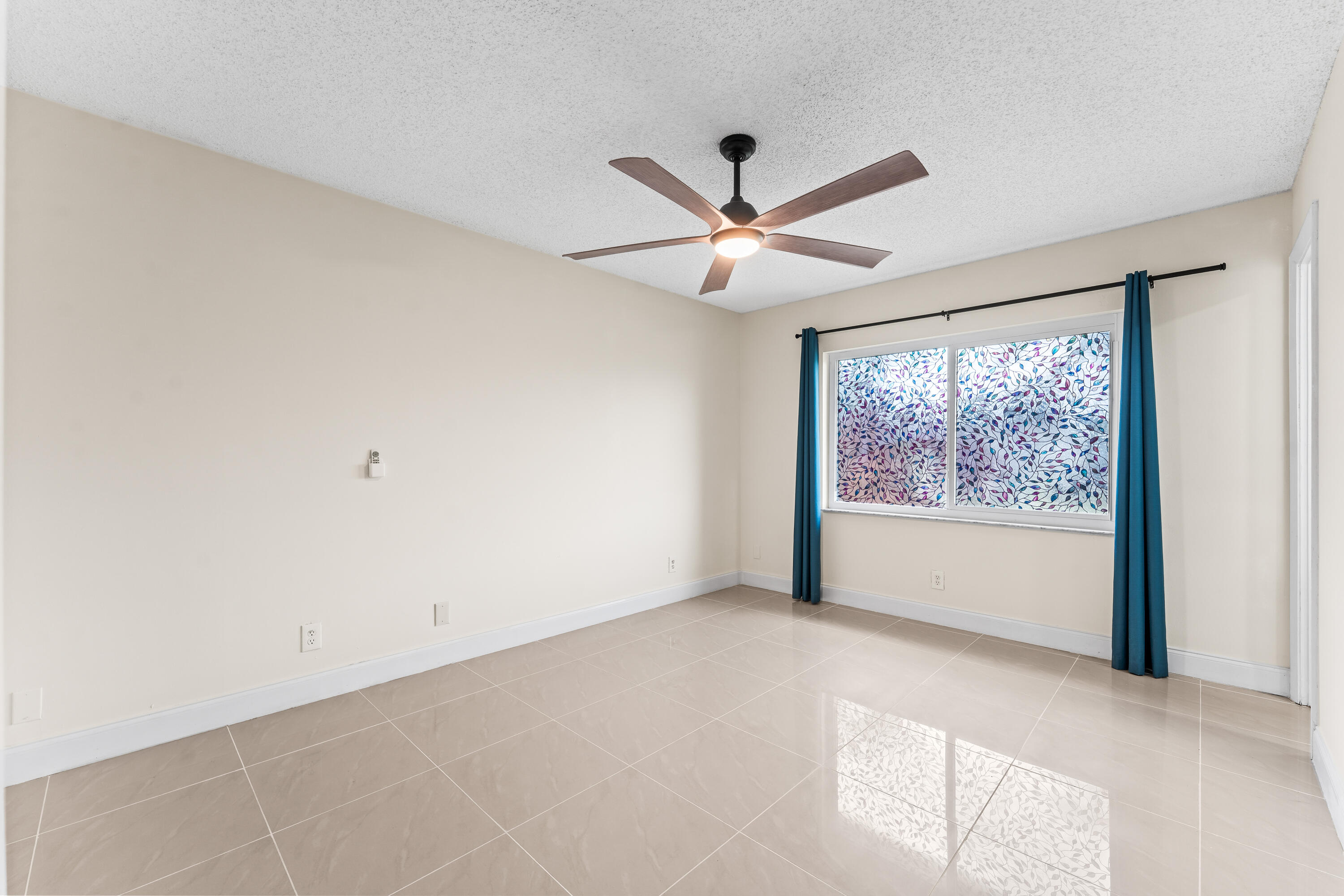 18443 Ruffian Way Boca Raton, FL 33496 - Photo 14 of 35 Primary