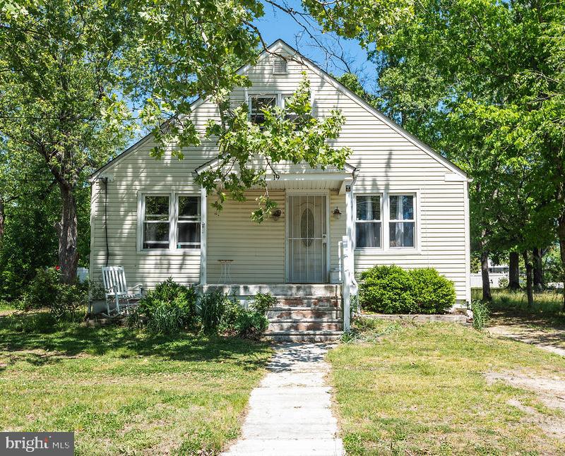 19 South 1st Road Hammonton, NJ 08037 - Photo 2 of 32