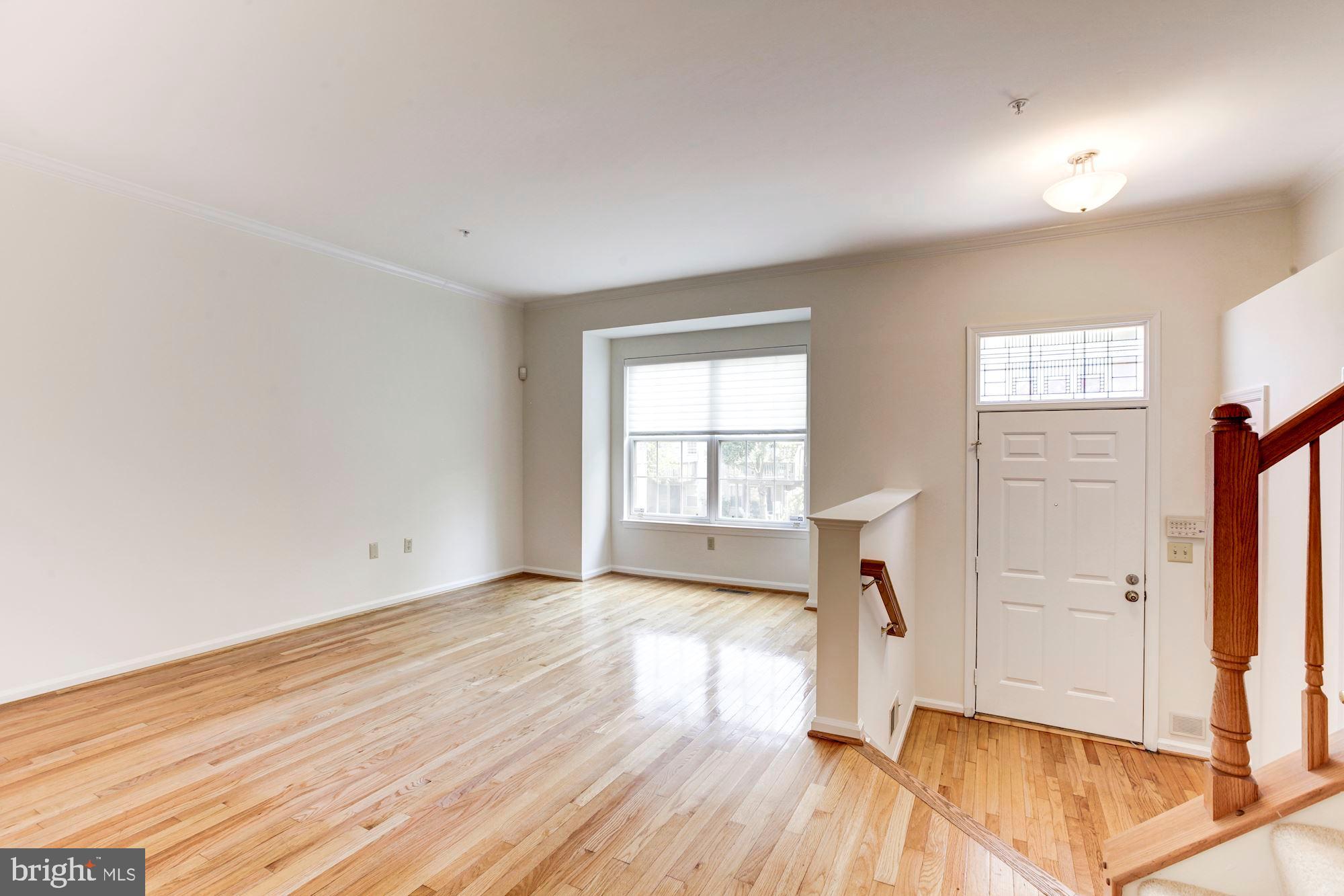 1818 Locust Grove Road Silver Spring, MD 20910 - Photo 3 of 40