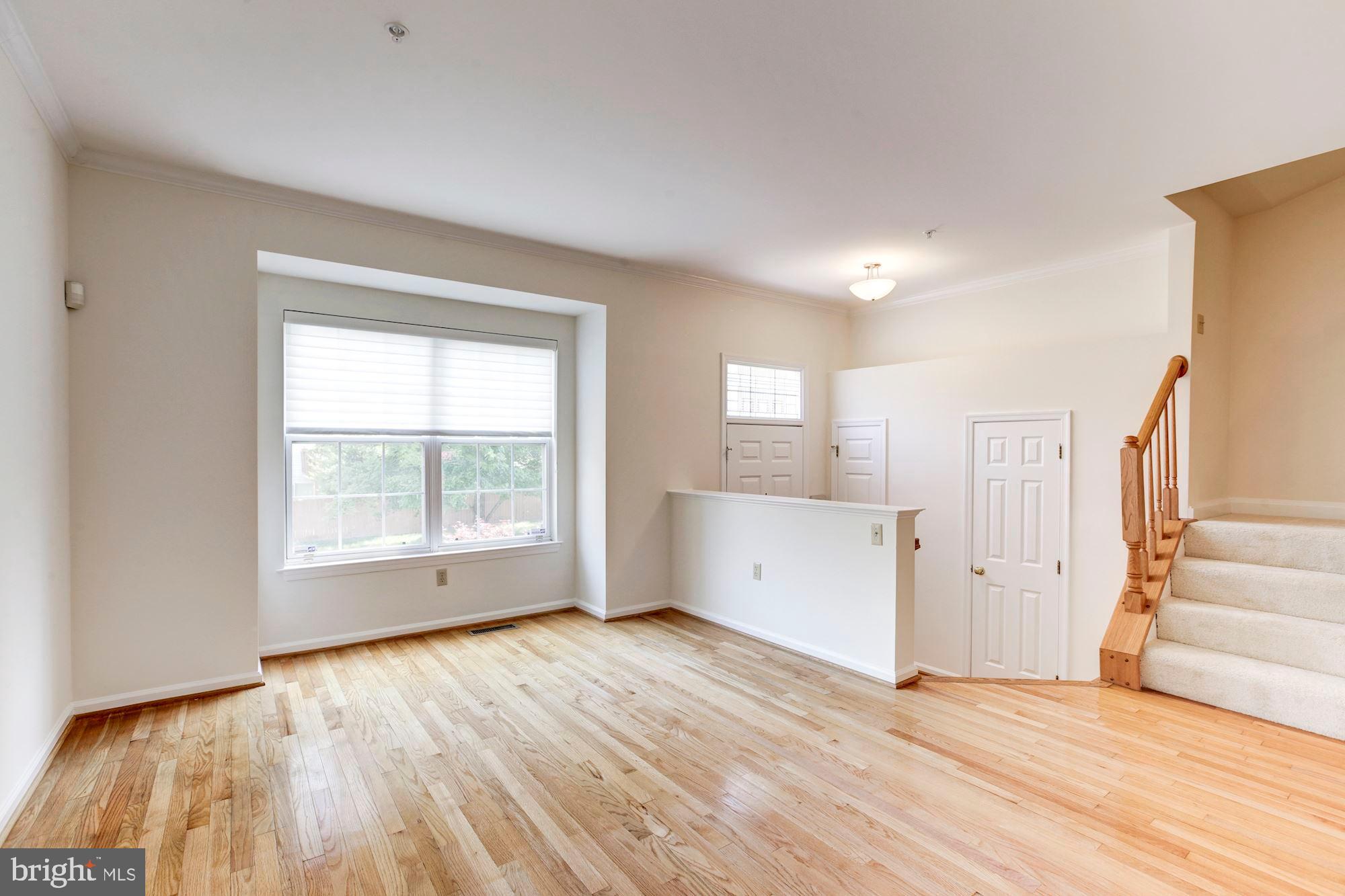 1818 Locust Grove Road Silver Spring, MD 20910 - Photo 4 of 40