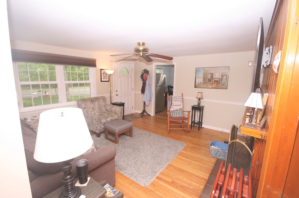364 Shore Road Bourne, MA 02532 - Photo 17 of 30
