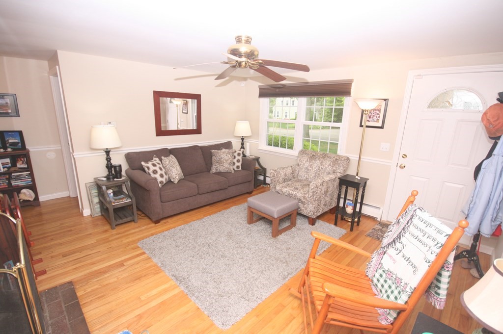 364 Shore Road Bourne, MA 02532 - Photo 18 of 30