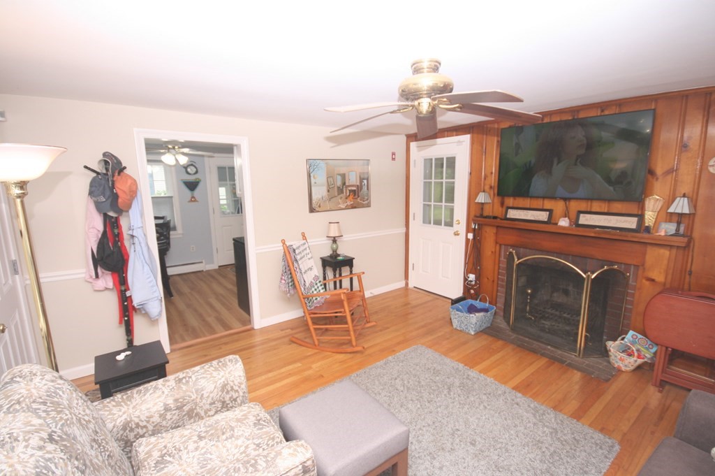 364 Shore Road Bourne, MA 02532 - Photo 19 of 30
