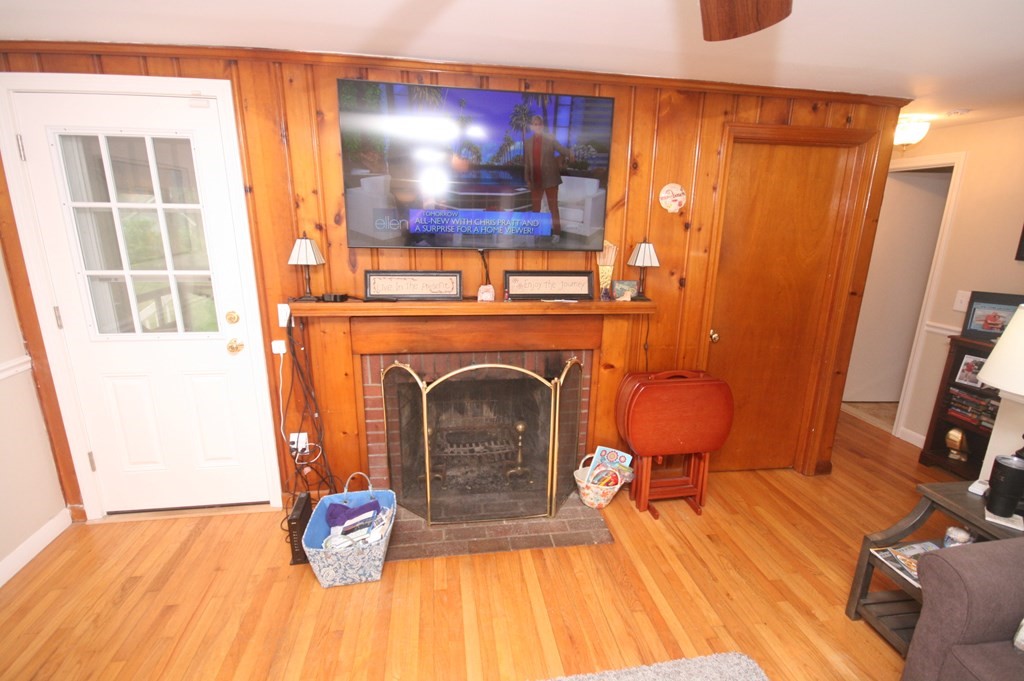 364 Shore Road Bourne, MA 02532 - Photo 20 of 30