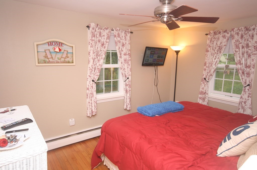 364 Shore Road Bourne, MA 02532 - Photo 21 of 30