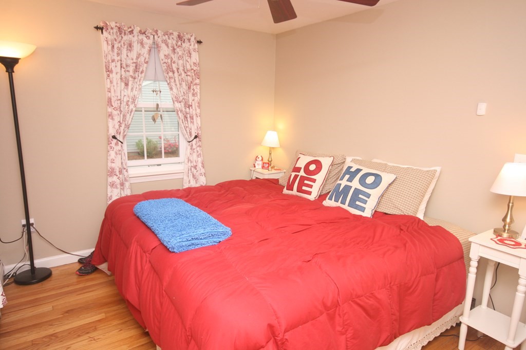 364 Shore Road Bourne, MA 02532 - Photo 23 of 30