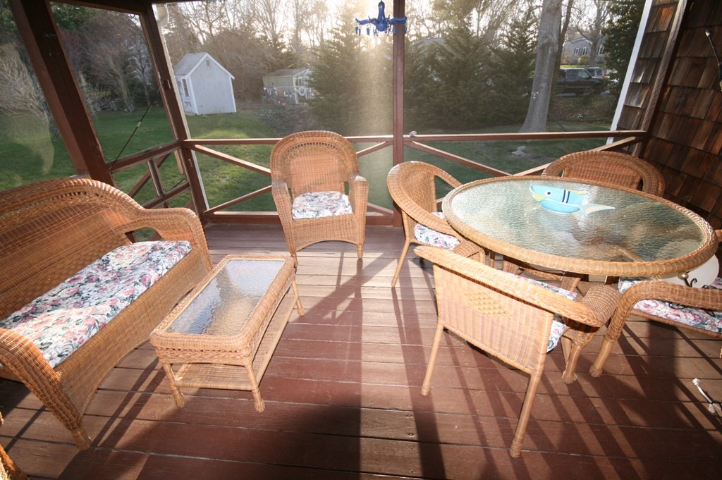 364 Shore Road Bourne, MA 02532 - Photo 7 of 30
