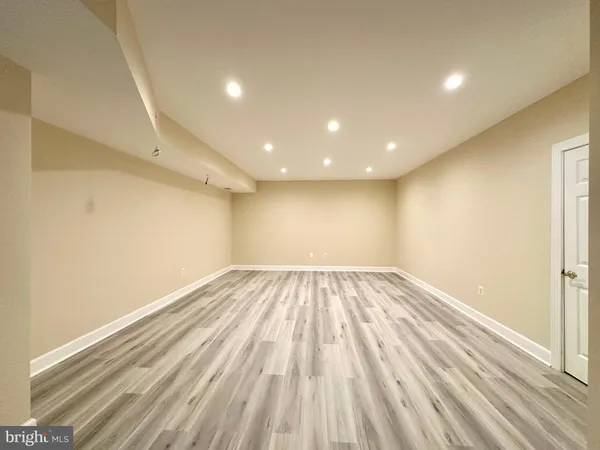 $7,500 | 1460 Carrington Ridge Lane, Vienna, VA 22182