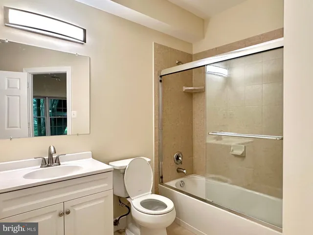 $7,800 | 1460 Carrington Ridge Lane, Vienna, VA 22182