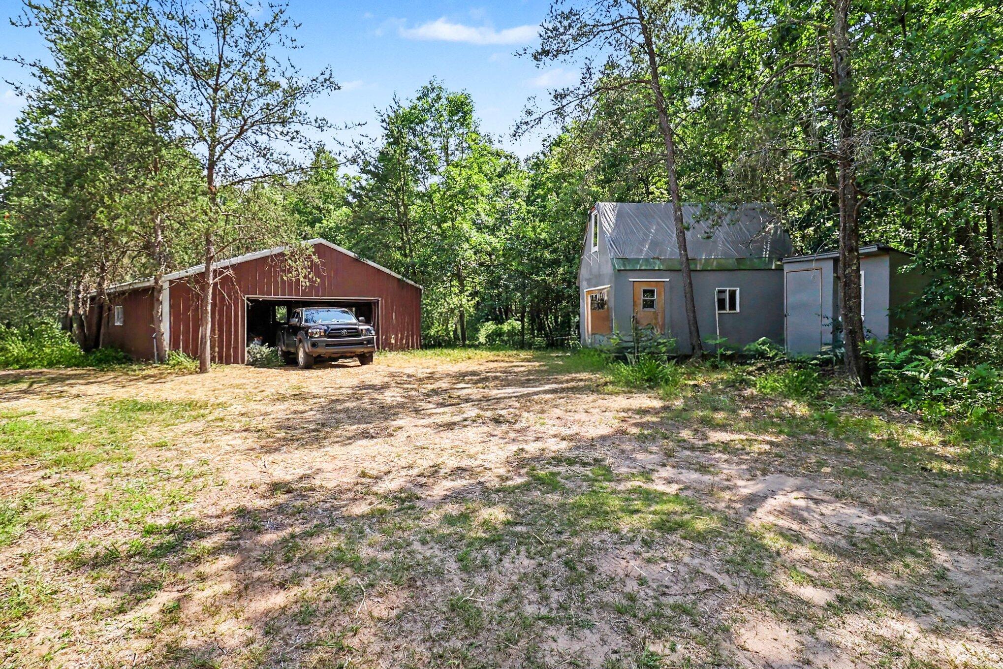 7963 East Barothy Road Branch, MI 49402 - Photo 18 of 20 Driveway