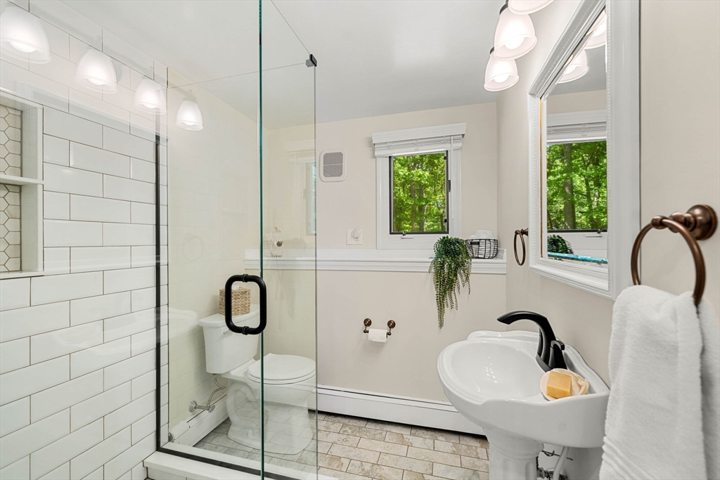 9 Towne Road Boxford, MA 01921 - Photo 18 of 40