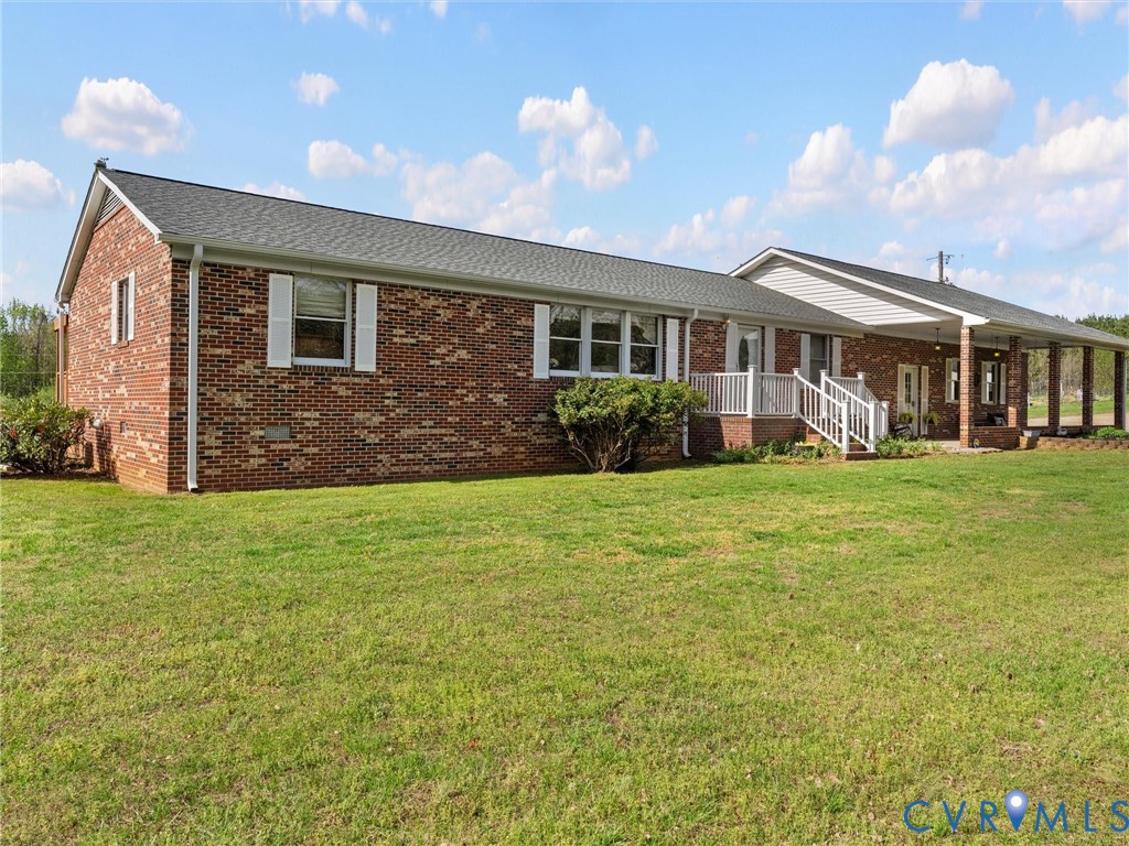 218 Deer Run Road Blackstone, VA 23824 - Photo 4 of 81