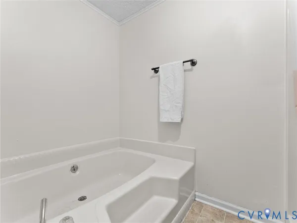 $525,000 | 218 Deer Run Road, Blackstone, VA 23824