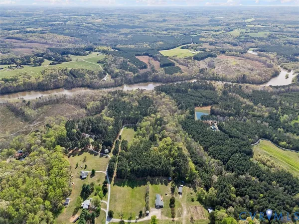 $525,000 | 218 Deer Run Road, Blackstone, VA 23824