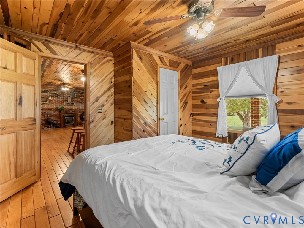 218 Deer Run Road Blackstone, VA 23824 - Photo 7 of 81