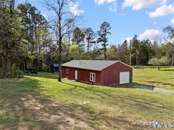 $525,000 | 218 Deer Run Road, Blackstone, VA 23824
