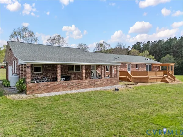 $525,000 | 218 Deer Run Road, Blackstone, VA 23824