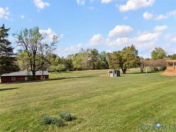 $525,000 | 218 Deer Run Road, Blackstone, VA 23824