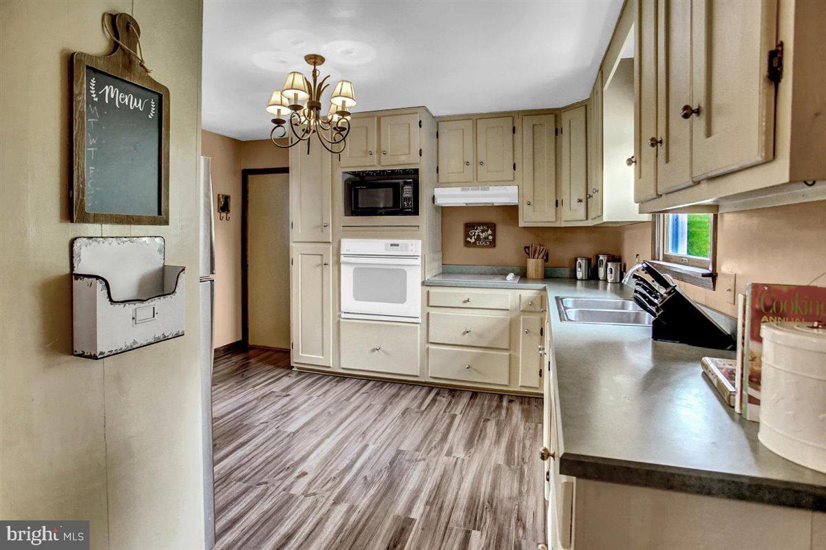 6546 Red Top Road Harrisburg, PA 17111 - Photo 14 of 80 Gallery Image 14