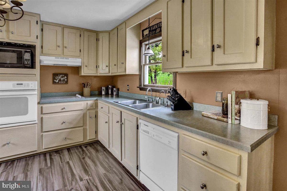 6546 Red Top Road Harrisburg, PA 17111 - Photo 15 of 80 Gallery Image 15